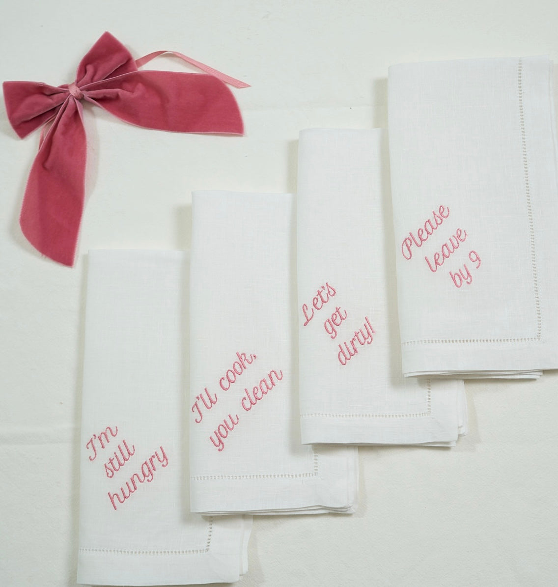 DUSTY ROSE - Set of 12 Embroidered Linen Dinner Napkins