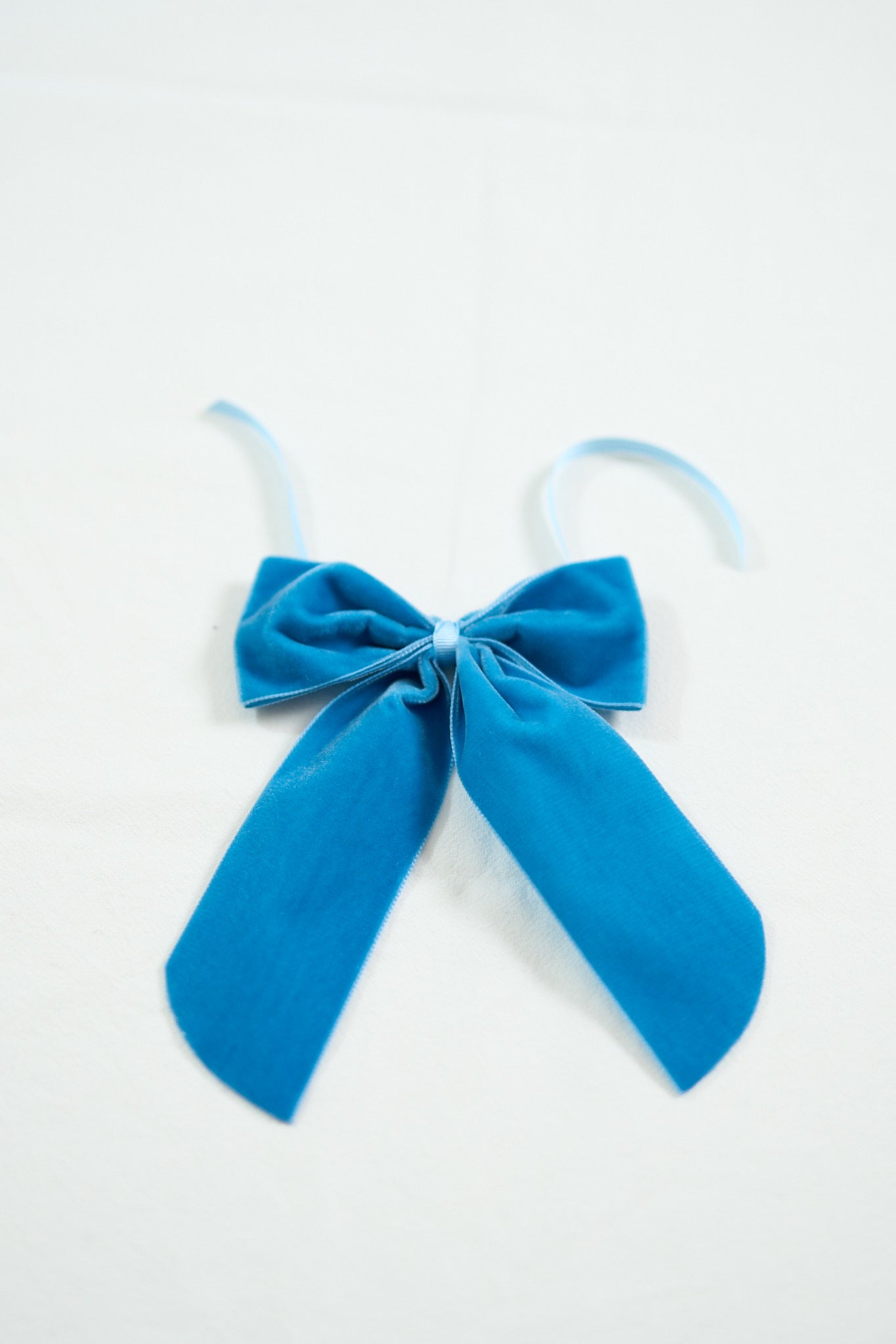 LIGHT BLUE - Velvet Napkin Bow